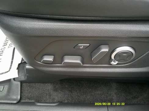 Used 2025 Hyundai Palisade Calligraphy AWD/4WD image 10
