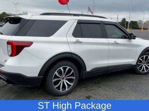 Used 2022 Ford Explorer ST image 9