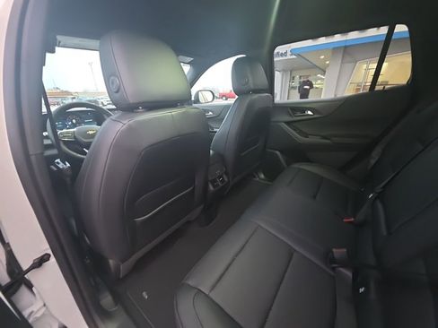 New 2026 Chevrolet Equinox LT w/ Convenience Package II image 12