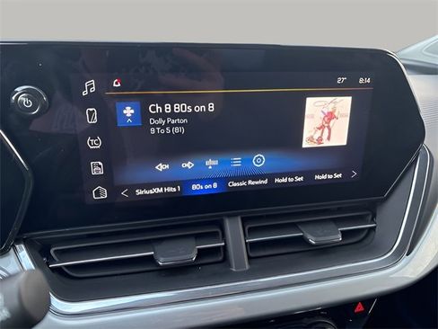 Used 2025 Chevrolet Trax LT w/ Driver Confidence Package image 13