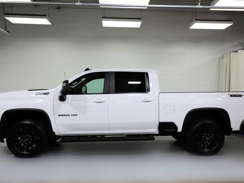 Certified 2025 Chevrolet Silverado 3500 LT w/ Trail Boss Package AWD/4WD image 16