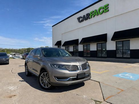 Used 2016 Lincoln MKX Reserve w/ Climate Package AWD/4WD image 1