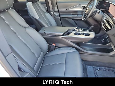 Used 2024 Cadillac Lyriq Tech AWD/4WD image 18