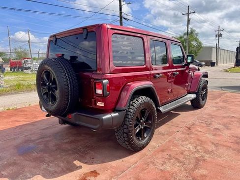 Used 2021 Jeep Wrangler Unlimited Sahara AWD/4WD image 5