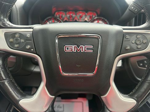 Used 2018 GMC Sierra 1500 SLT AWD/4WD image 19