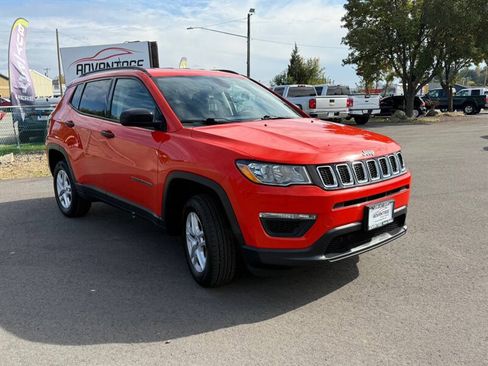 Used 2018 Jeep Compass Sport AWD/4WD image 1