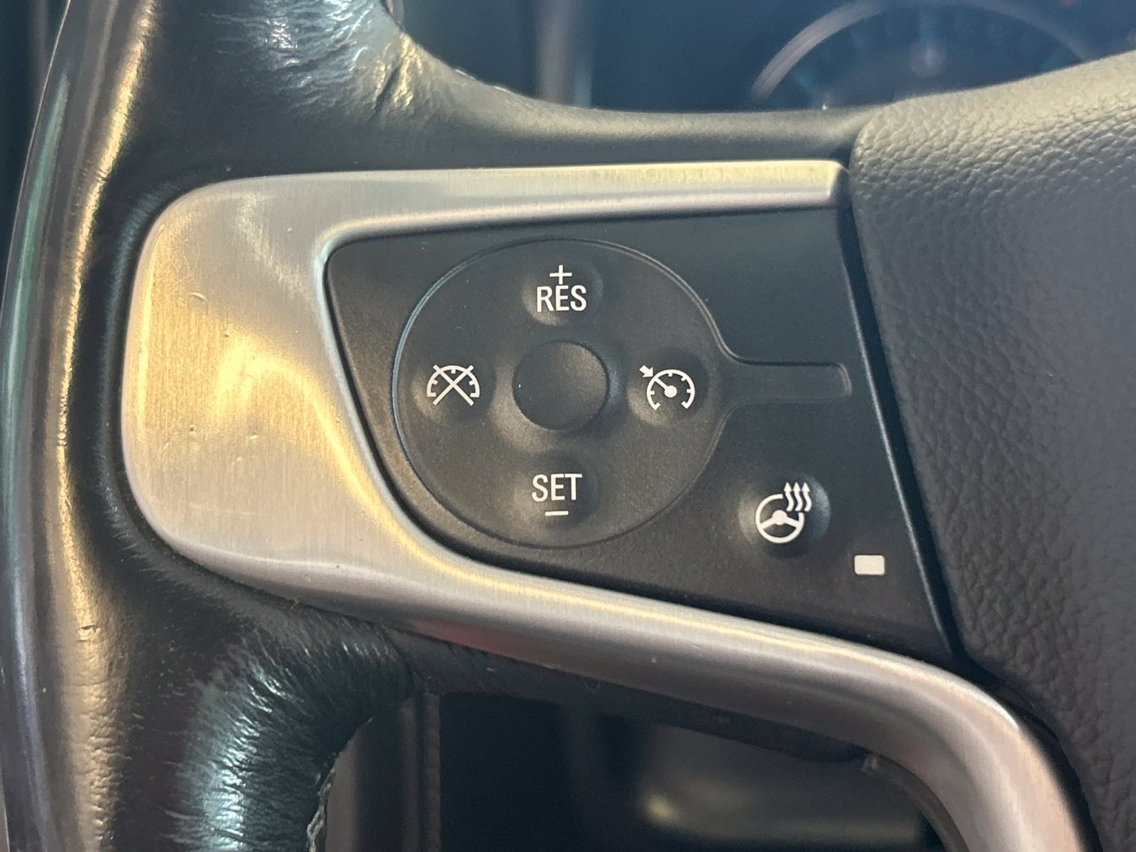 Used 2017 GMC Sierra 1500 SLT w/ SLT Premium Package AWD/4WD image 19