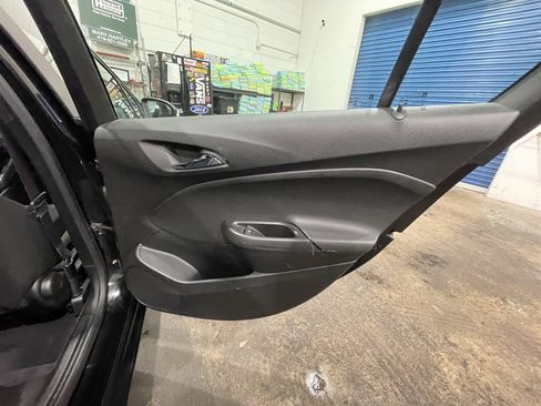 Used 2017 Chevrolet Cruze LS image 19