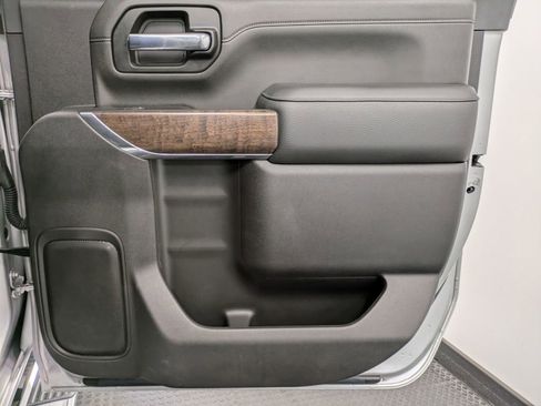 Used 2023 GMC Sierra 2500 Denali w/ Denali Ultimate Package image 26