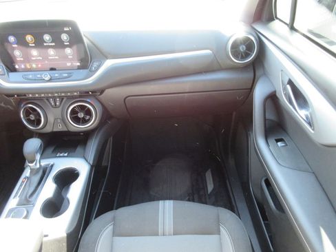 Used 2023 Chevrolet Blazer LT w/ Convenience Package image 16