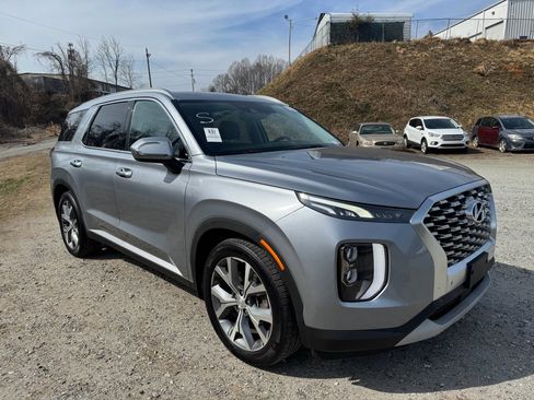 Used 2020 Hyundai Palisade SEL image 3