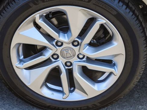 Used 2019 Honda Accord LX image 11