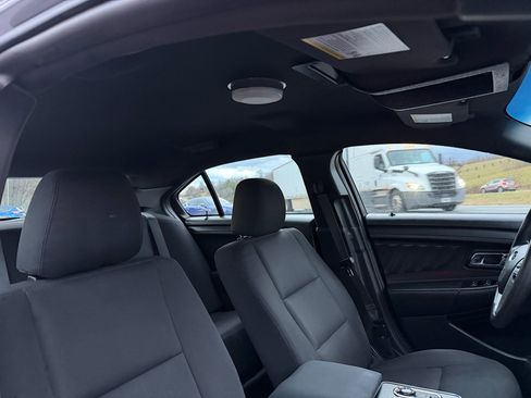 Used 2018 Ford Taurus Police Interceptor AWD image 20