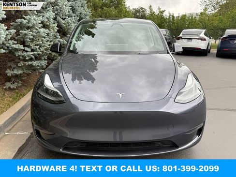 Used 2023 Tesla Model Y Long Range AWD/4WD image 2