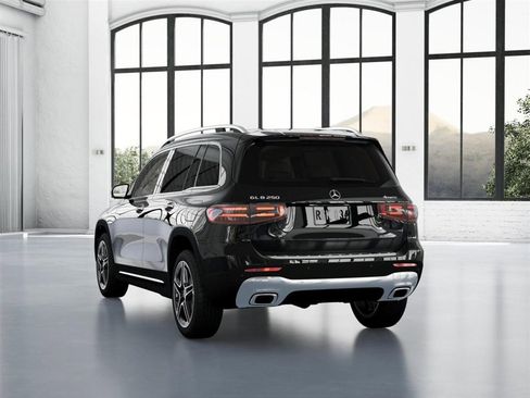 New 2026 Mercedes-Benz GLB 250 4MATIC image 27