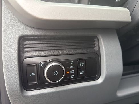 New 2026 Ford F250 XL w/ XL Chrome Package image 14