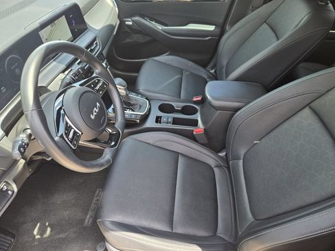Used 2024 Kia Seltos SX w/ SX Sunroof Package AWD/4WD image 18