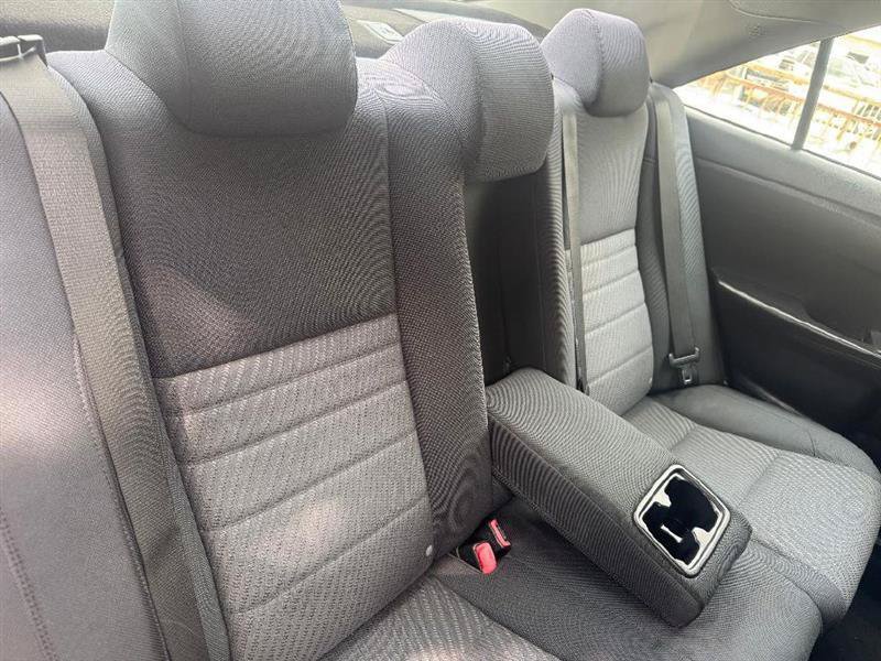 Used 2015 Toyota Camry LE FWD image 32