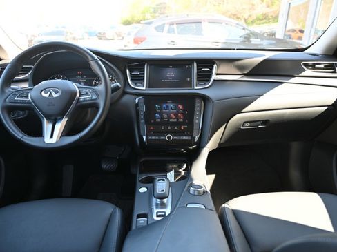 Used 2023 INFINITI QX50 Pure AWD/4WD image 12