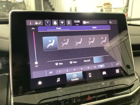 New 2026 Jeep Compass Latitude AWD/4WD image 21