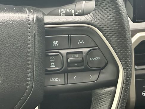 Certified 2025 Toyota Tacoma TRD Sport w/ TRD Sport Premium Package AWD/4WD image 22