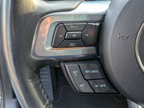 Used 2022 Ford Mustang Premium image 18