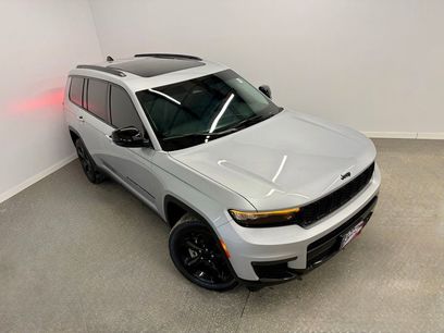 Used 2022 Jeep Grand Cherokee L Limited w/ Black Appearance Package
