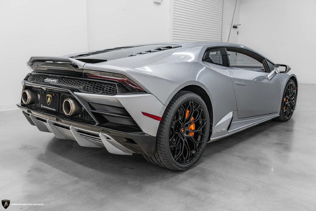 Used 2020 Lamborghini Huracan EVO AWD/4WD image 17