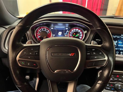 Used 2021 Dodge Challenger R/T Scat Pack w/ Plus Package image 17