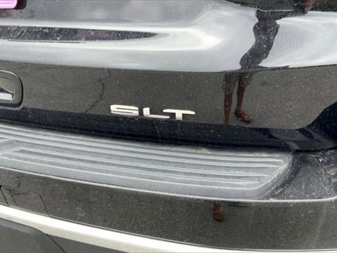 Used 2023 GMC Yukon SLT image 16