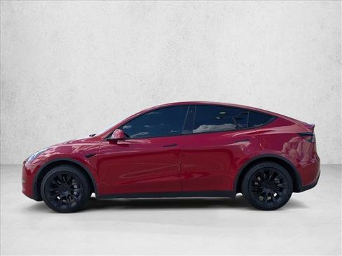 Used 2022 Tesla Model Y Long Range AWD/4WD image 9