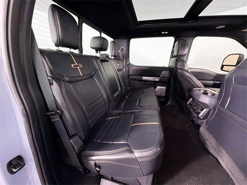 Used 2024 Ford F250 Platinum image 25