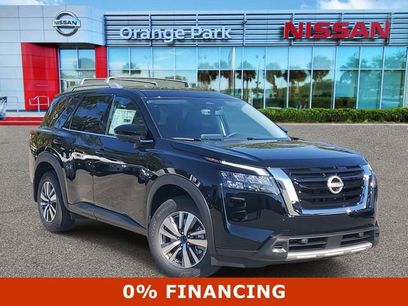 New 2025 Nissan Pathfinder SL