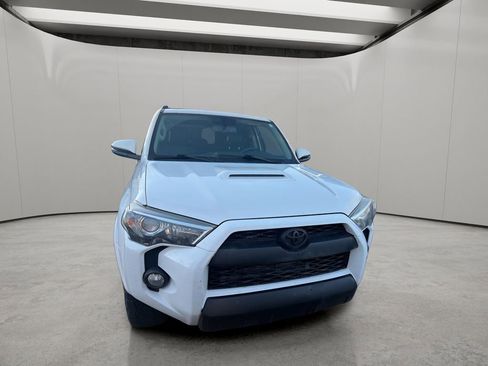 Used 2016 Toyota 4Runner Trail Premium image 11