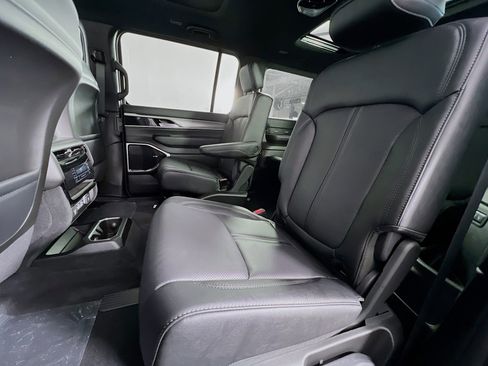 New 2026 Jeep Grand Wagoneer L Limited image 5