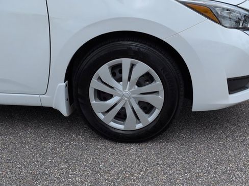 Used 2025 Nissan Versa S w/ Trunk Package image 12