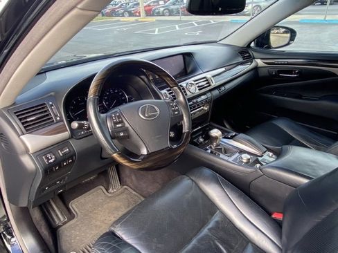 Used 2013 Lexus LS 460 image 12