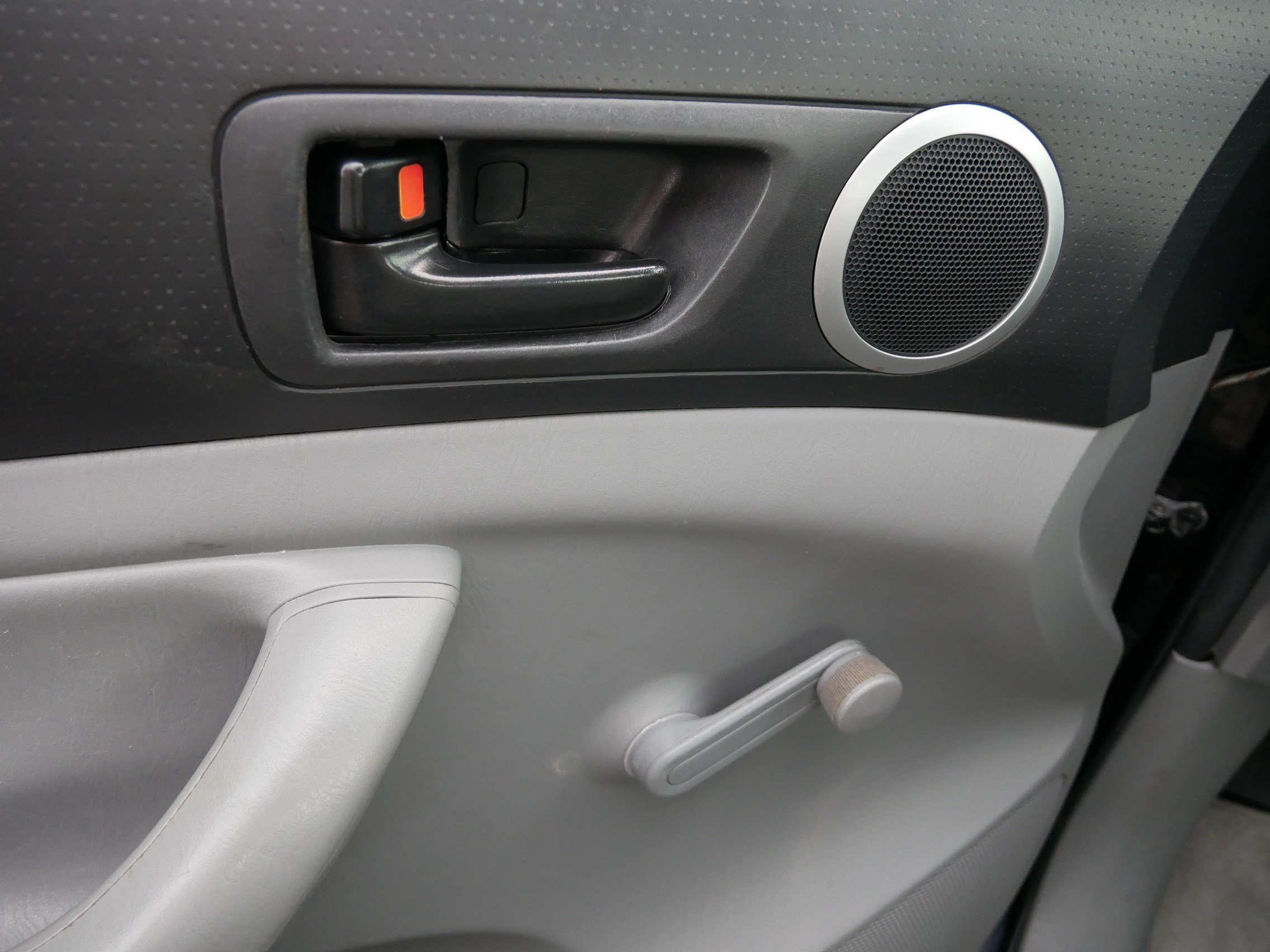 Used 2011 Toyota Tacoma 4x4 Regular Cab image 19