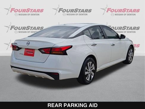 Used 2025 Nissan Altima 2.5 S FWD image 4