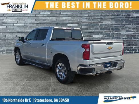 Used 2021 Chevrolet Silverado 1500 LTZ w/ LTZ Premium Package AWD/4WD image 3