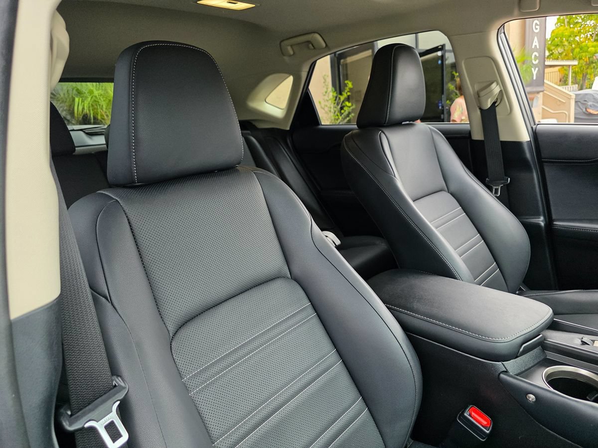 Used 2016 Lexus NX 300h AWD w/ Premium Package image 16