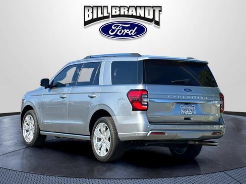 Used 2024 Ford Expedition Platinum AWD/4WD image 5