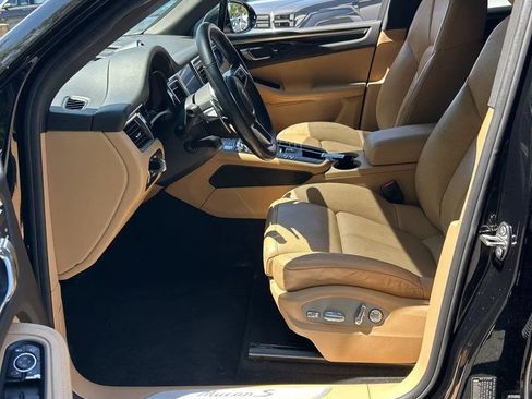 Used 2017 Porsche Macan S AWD/4WD image 21
