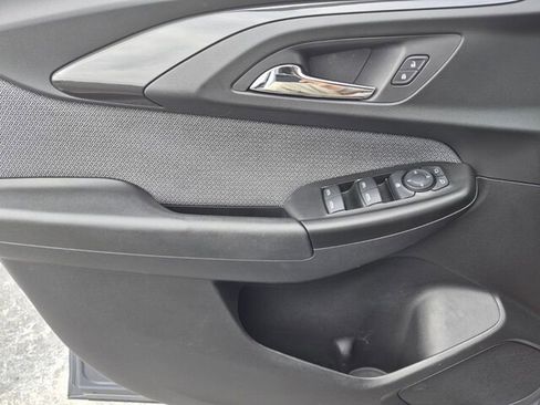 Used 2022 Chevrolet TrailBlazer LT image 34