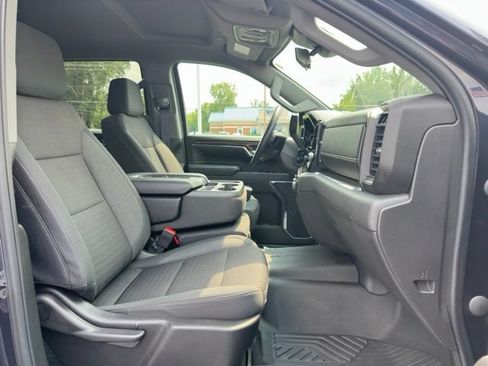 Used 2023 Chevrolet Silverado 1500 RST AWD/4WD image 7