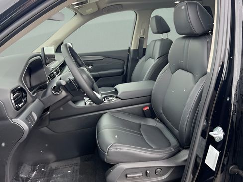 Used 2026 Honda Pilot Touring image 19