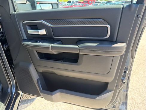 New 2026 RAM 3500 Big Horn AWD/4WD image 30