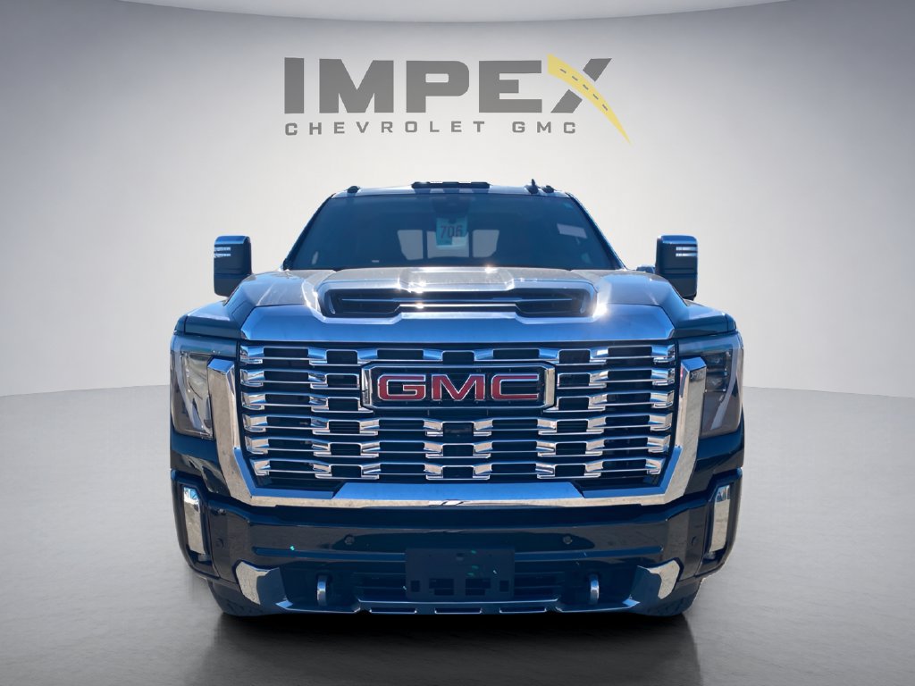 Used 2025 GMC Sierra 2500 Denali w/ Max Trailering Package AWD/4WD image 8