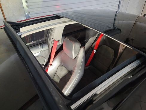 Used 2014 Mercedes-Benz C 250 Coupe image 35