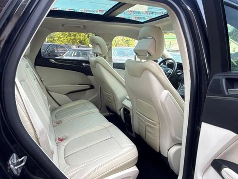 Used 2017 Lincoln MKC Black Label FWD image 19